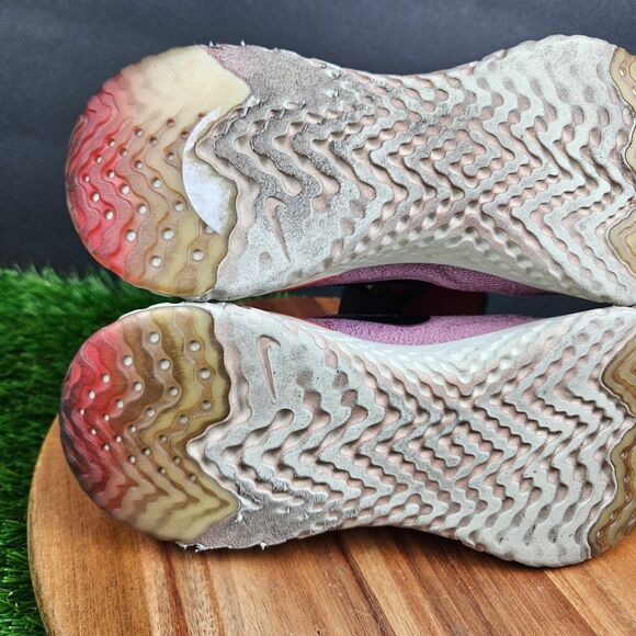 Nike Epic React Flyknit 2 Shoes Womens 10 Plum Dust Athletic Running Sneakers - Picture 12 of 13